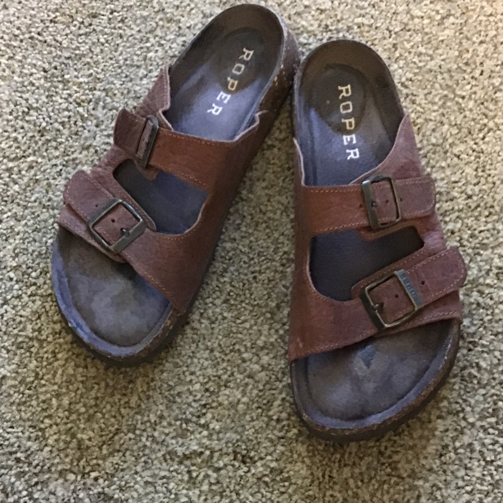 Roper Womens Tan Double-Buckle Sandals